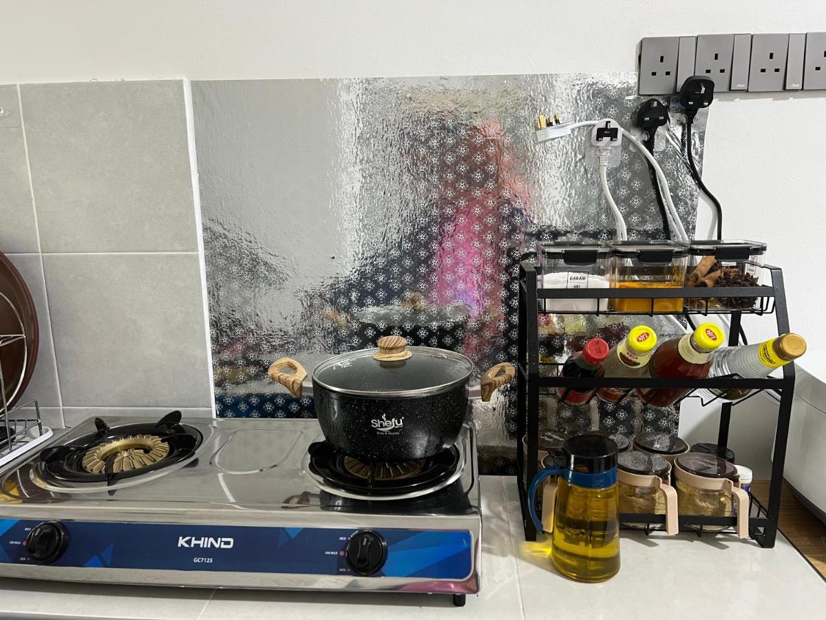 Kampong Melayu Changkat Larah Mieda Rizqi Homestay מראה חיצוני תמונה