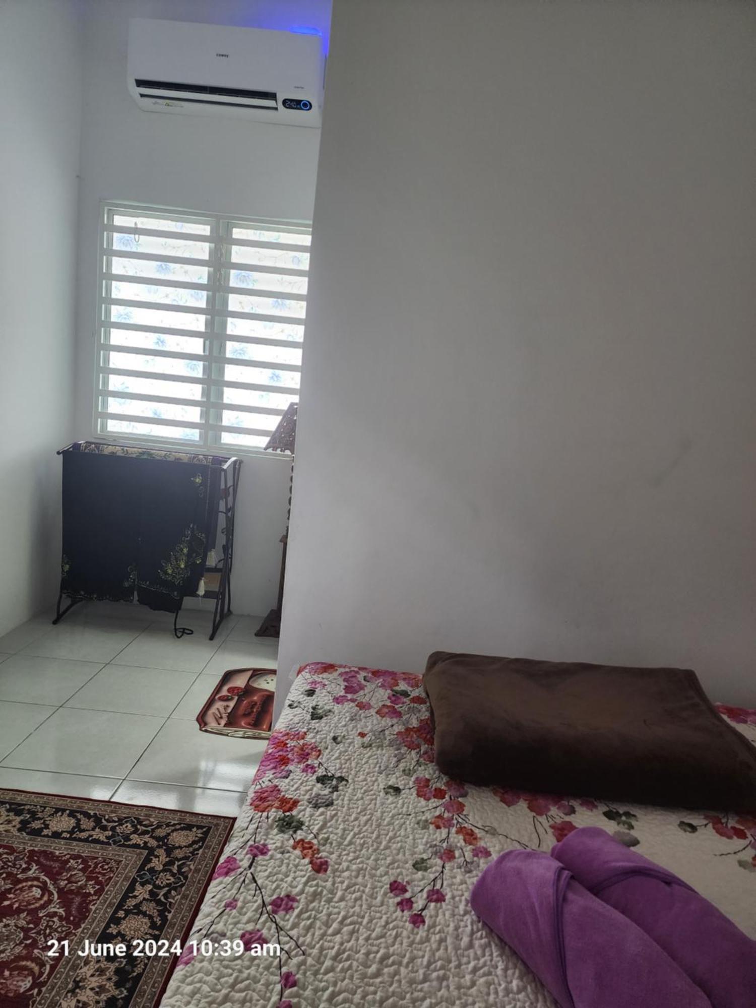 Kampong Melayu Changkat Larah Mieda Rizqi Homestay מראה חיצוני תמונה